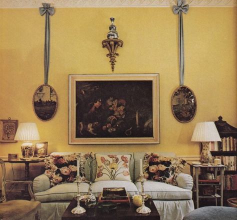 Mario Buatta, the "Prince of Chintz", legacy of Nancy Lancaster and ...